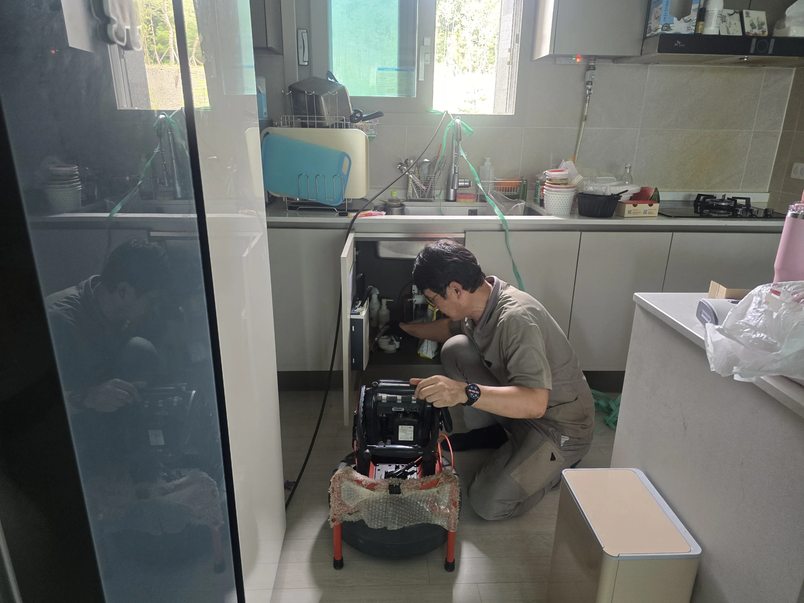 포항시 죽도동 상권 배관세척 현장 사진